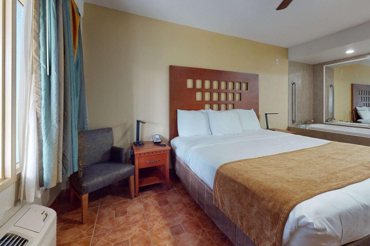 Rodeway Inn & Suites Fort Lauderdale Airport & Cruise Port Dania Beach Eksteriør billede
