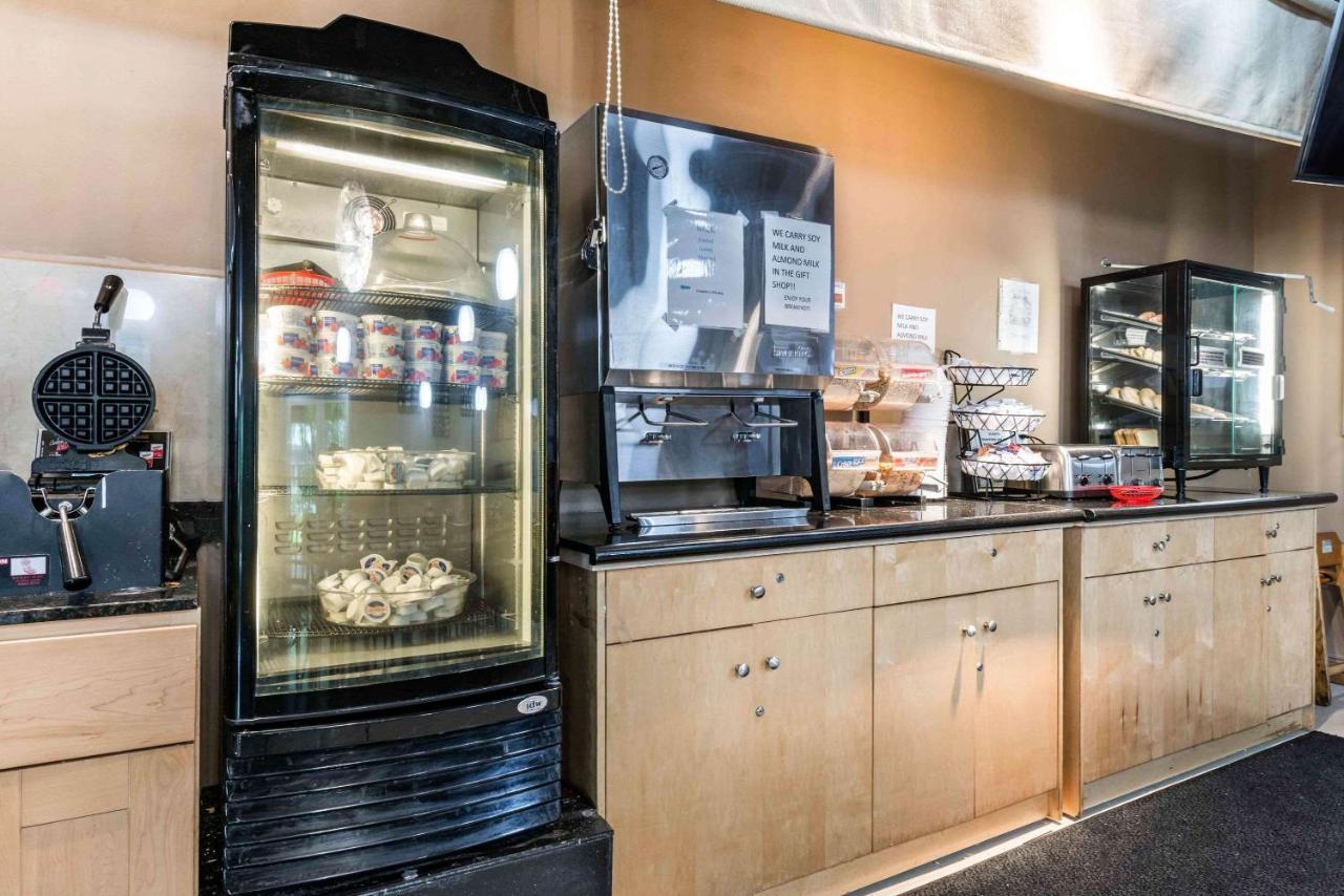 Rodeway Inn & Suites Fort Lauderdale Airport & Cruise Port Dania Beach Eksteriør billede